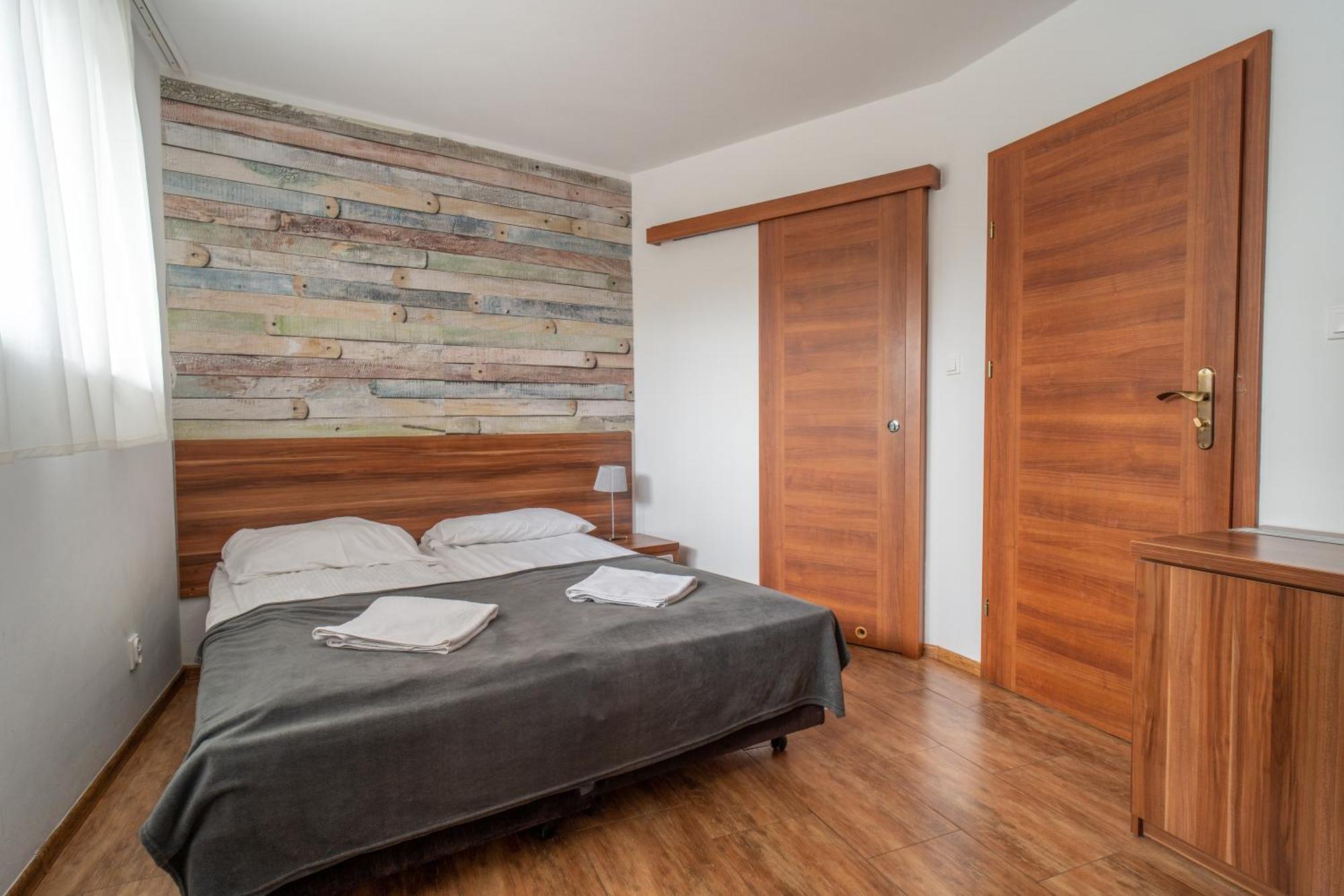 Pod Wydma Hotel Uniescie Ngoại thất bức ảnh