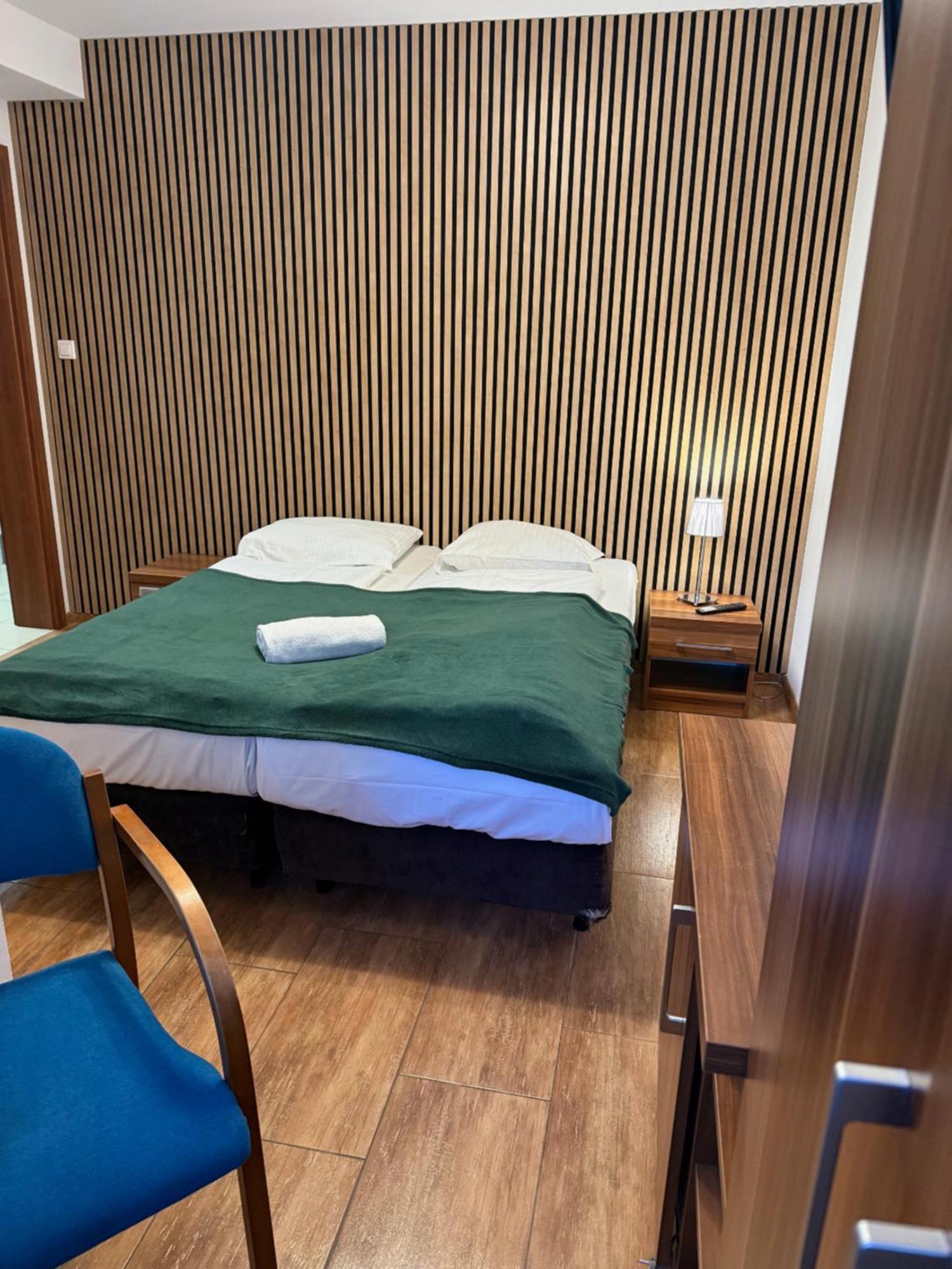 Pod Wydma Hotel Uniescie Ngoại thất bức ảnh